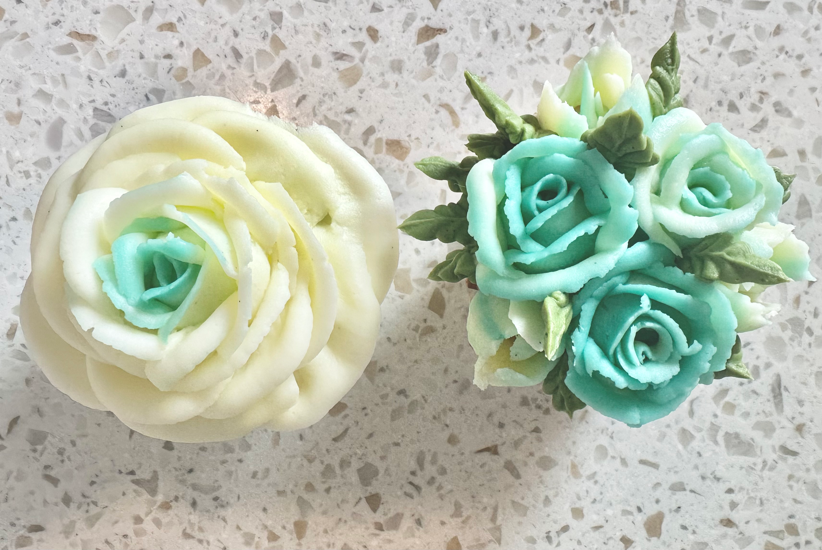Floral cupcakes detail